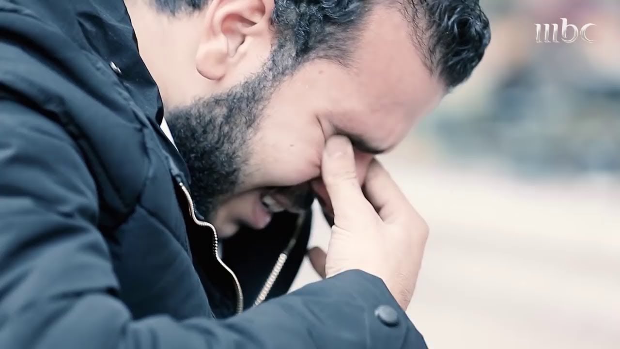 رجل يبكي - صور لرجل يبكي من الحزن 😔 6573 2