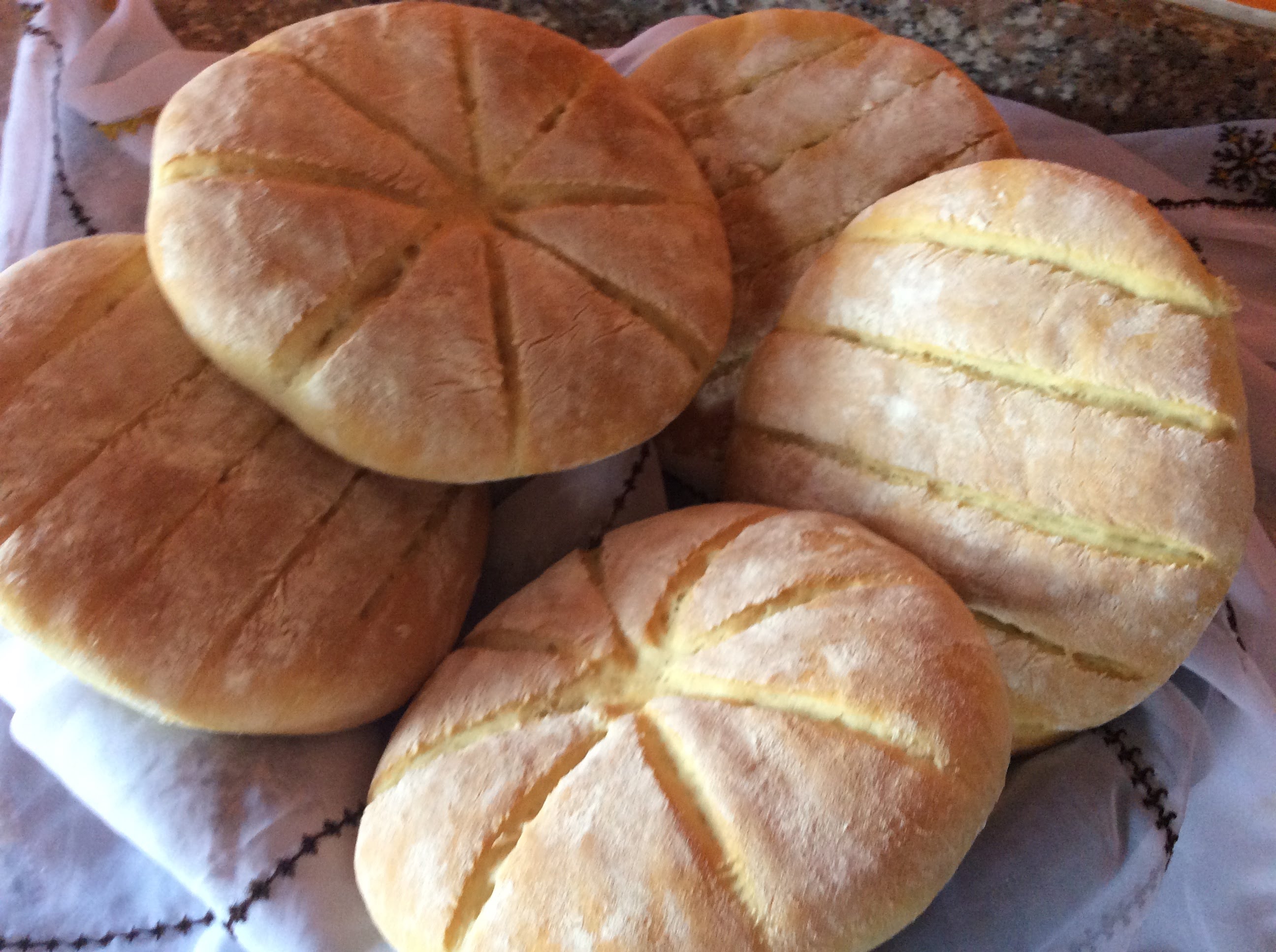 2282 2 الخبز المغربي - طريقة اعداد الخبز المغربي الشهي نعمة جحدر