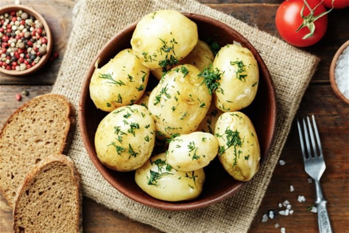 هل البطاطس المسلوقة تزيد الوزن معلومات عن البطاطس هتبهرك كيوت